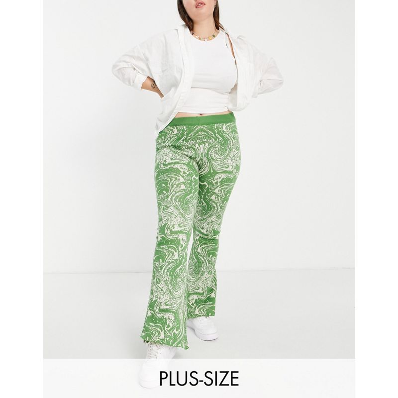  Coordinati Daisy Street Plus - Pantaloni a zampa comodi in maglia verde effetto marmo in coordinato