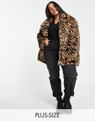 Daisy Street Plus relaxed belted faux fur jacket in tiger