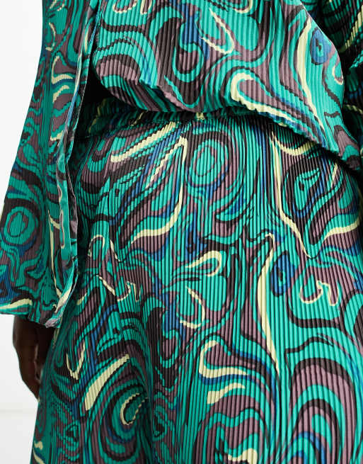 Daisy Street Plus relaxed pants in plisse swirl - part of a