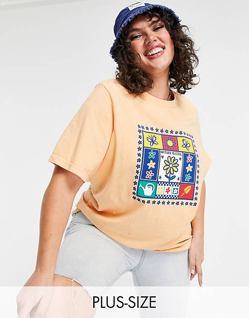Daisy Street Plus relaxed t-shirt with nature print