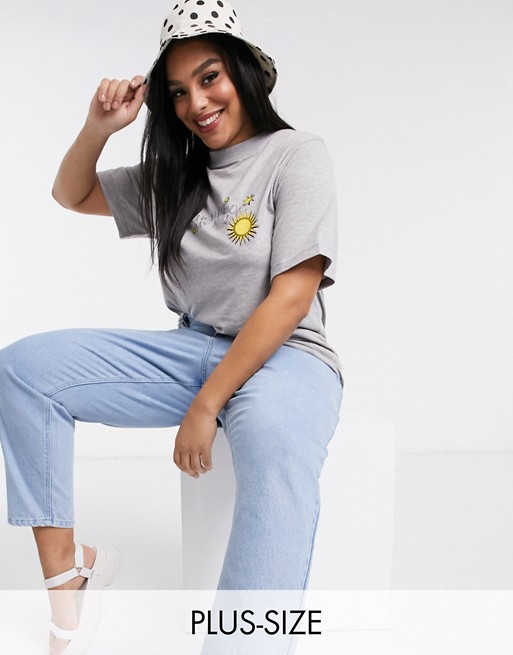 Daisy Street Plus relaxed t-shirt with sunshine print