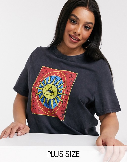 Daisy Street Plus relaxed t-shirt with tarot print