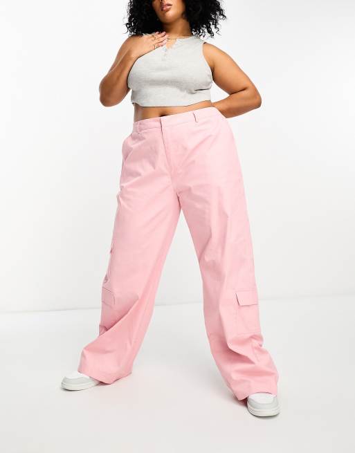 Daisy Street Plus relaxed Y2K cargo trousers in baby pink | ASOS