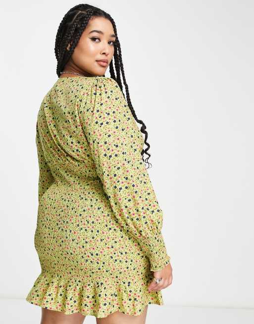 Daisy Street Plus square neck shirred mini dress in khaki ditsy, 2 of 4