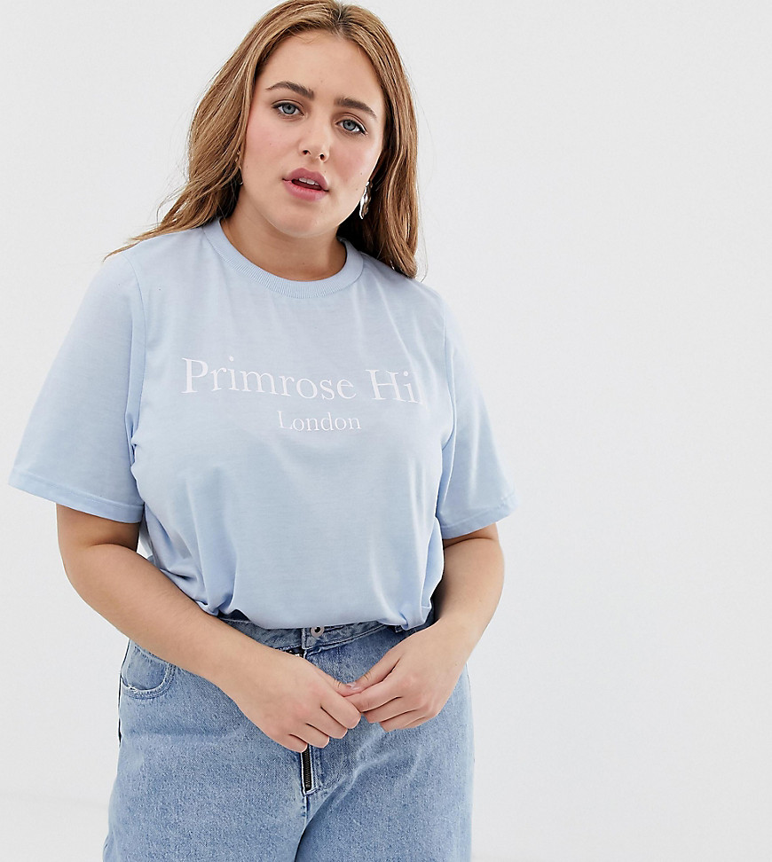 Daisy Street Plus – T-shirt med avslappnad passform och Primrose Hill-slogan-Blå
