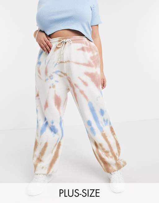 tie dye daisy sweatpants