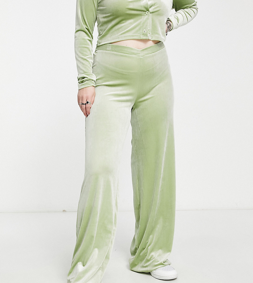 Daisy Street Plus v waist fitted trousers in stretch velvet sage co-ord-Grey