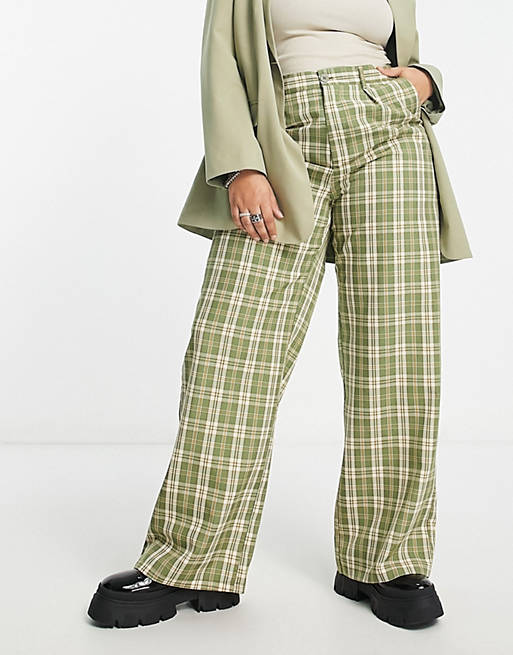 Own the Run Heather Shorts Mens wide leg trousers in vintage green check |  Semi-sheer cutout wool-blend maxi dress | VolcanmtShops