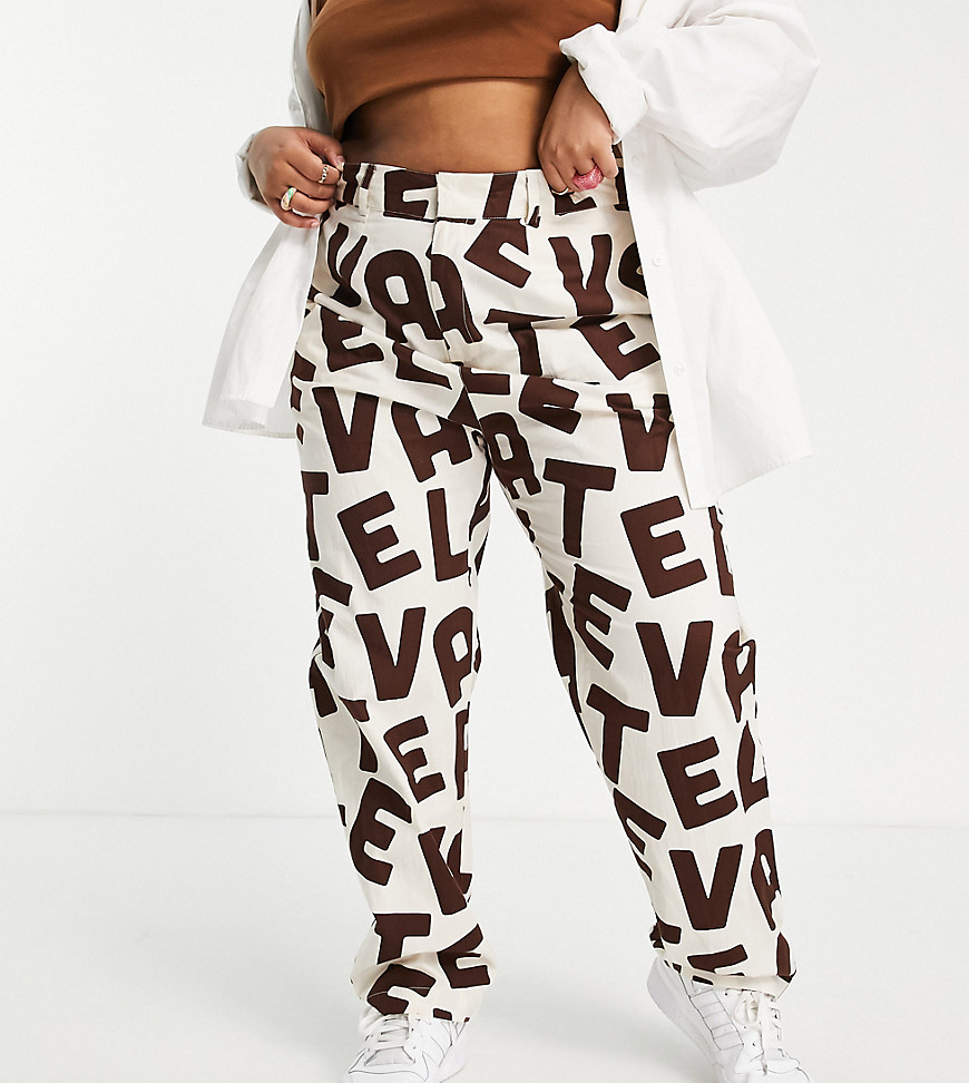 Plus-size trousers by Daisy Street Treat your lower half Text print High rise Belt loops Side pockets Relaxed fit