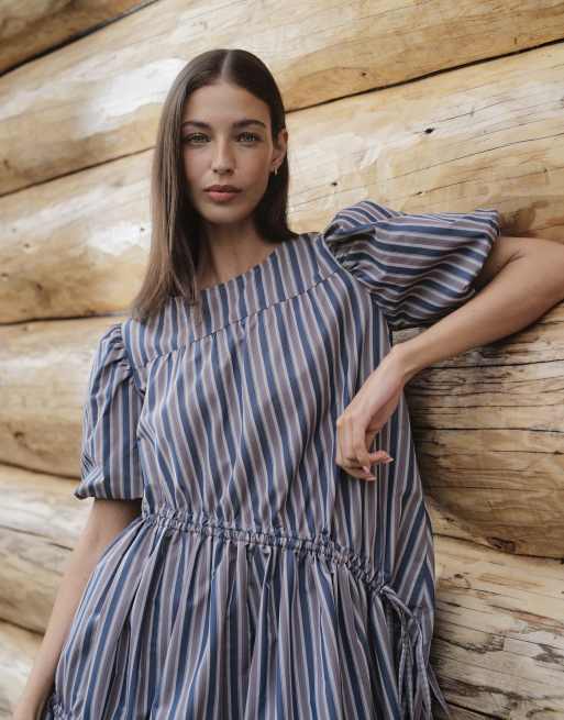 Daisy Street puff sleeve tiered midi dress in blue stripe, 2 of 4