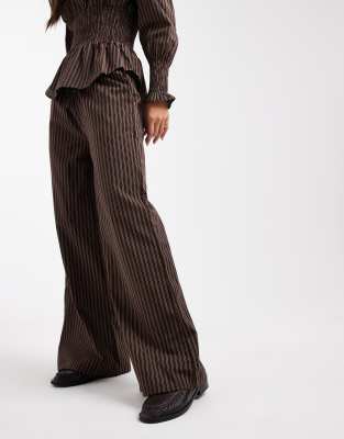 Daisy Street Pull On Drawstring Pants In Brown
