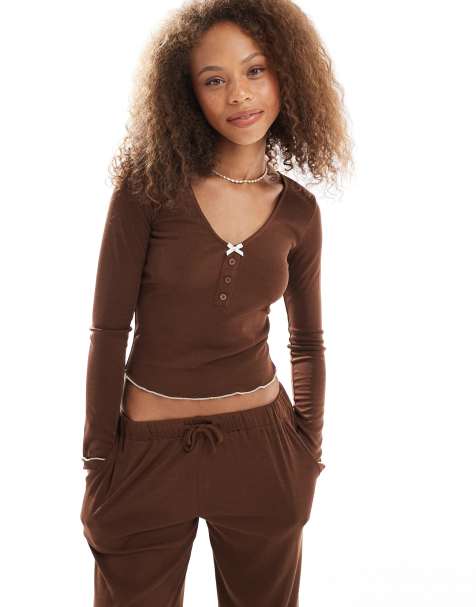 Daisy Street – Pyjama aus Pointelle in Braun, aus langärmligem Oberteil und Hose - view 1