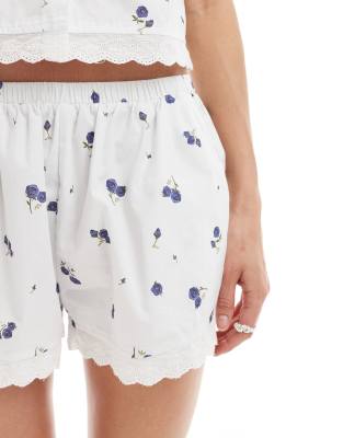 Daisy Street Pyjama Mini Shorts With Lace Detail