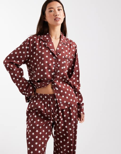 Daisy Street pyjama shirt and pull on trouser with matching bag in burgundy star print, 2 of 4