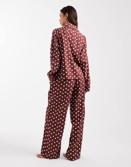Daisy Street pyjama shirt and pull on trouser with matching bag in burgundy star print, 3 of 4