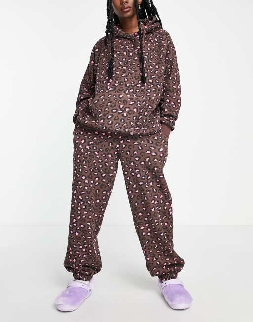 Colsie, Pants & Jumpsuits, Colsie Womens Leopard Print Fleece Lounge  Jogger Pants