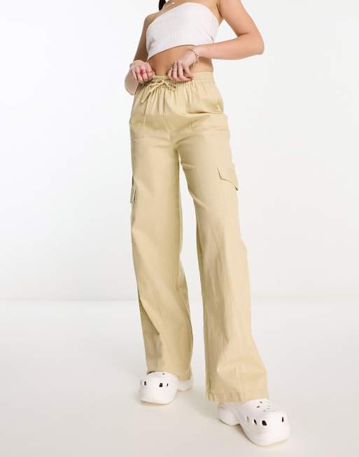 Only wide leg cargo pants in beige