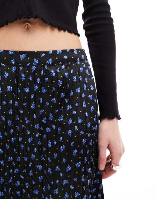 Daisy Street relaxed low rise midi skirt in blue black ditsy, 4 of 5