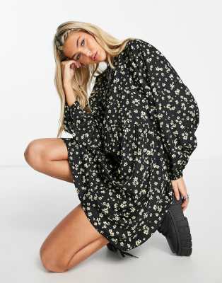 Daisy Street Relaxed Smock Dress In Grunge Floral-black