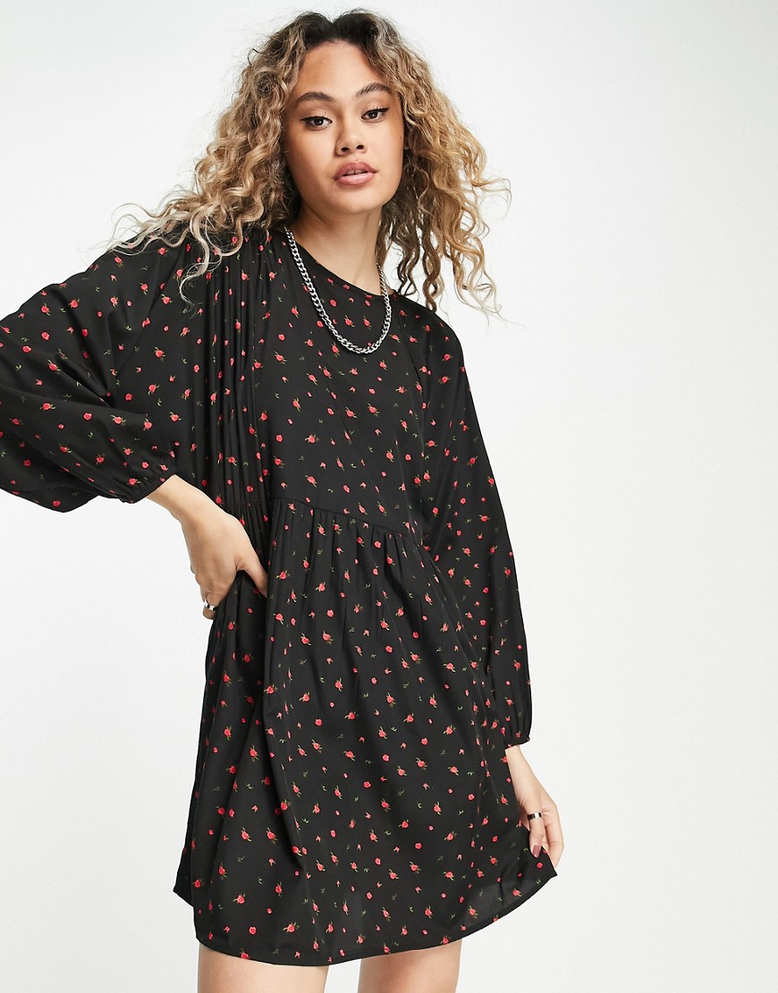 relaxed smock mini dress in 90s ditsy red floral-Black