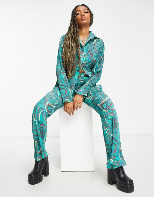 Daisy Street relaxed trousers in plisse swirl co-ord, 2 of 4