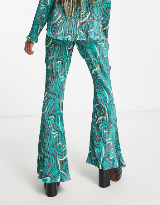 Daisy Street relaxed trousers in plisse swirl co-ord, 4 of 4