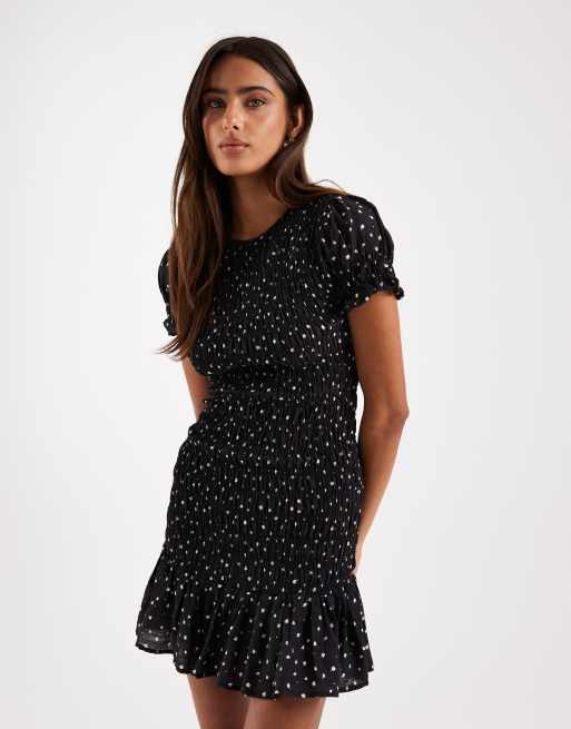 Daisy Street - Robe courte froncée à petites fleurs avec manches volantées bouffantes - Noir, 2 de 4