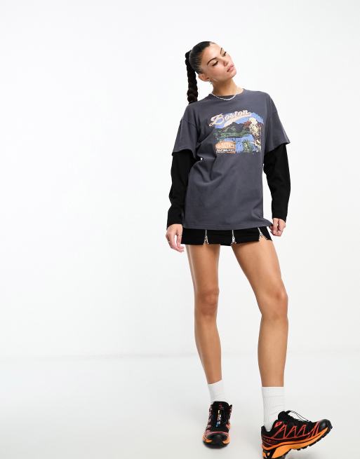 Daisy Street - Ruimvallend gelaagd T-shirt met grafische Boston-print in grijs en zwart