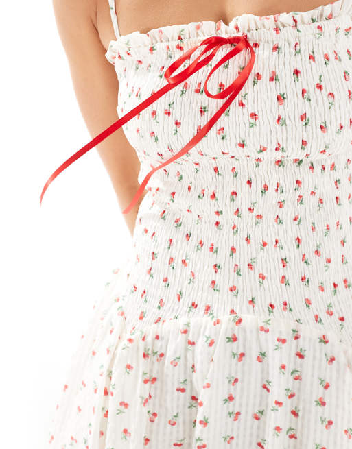 Daisy Street shirred drop waist maxi dress in red micro floral | ASOS
