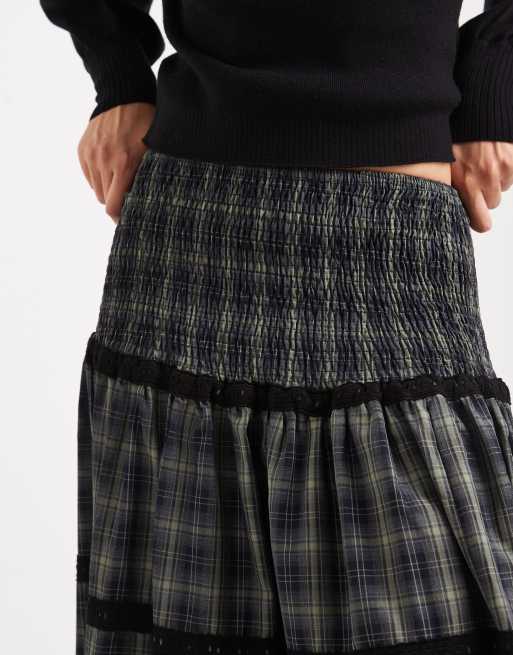 Daisy Street shirred drop waist tiered maxi skirt in blue check, 4 of 5