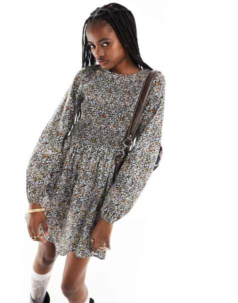 https://images.asos-media.com/products/daisy-street-shirred-long-sleeve-mini-smock-dress-in-spring-ditsy/205766653-1-multi/?$n_480w$&wid=476&fit=constrain