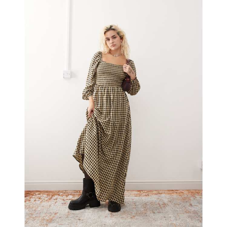 Daisy Street shirred maxi dress in black and beige check | ASOS