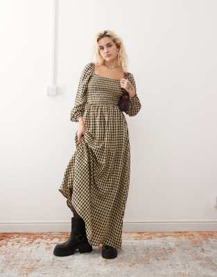 shirred maxi dress in black and beige plaid-Multi