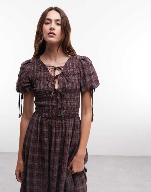 Daisy Street shirred maxi dress with tie front in purple check, 2 of 4