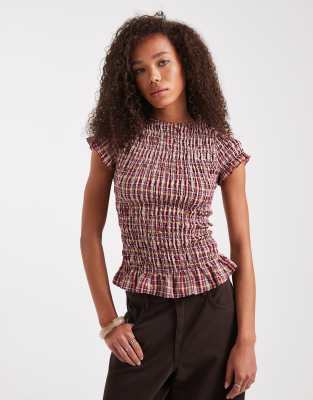 Daisy Street Daisy Street shirred short sleeve top in red check