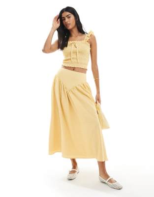 Daisy Street Shirred Top In Yellow