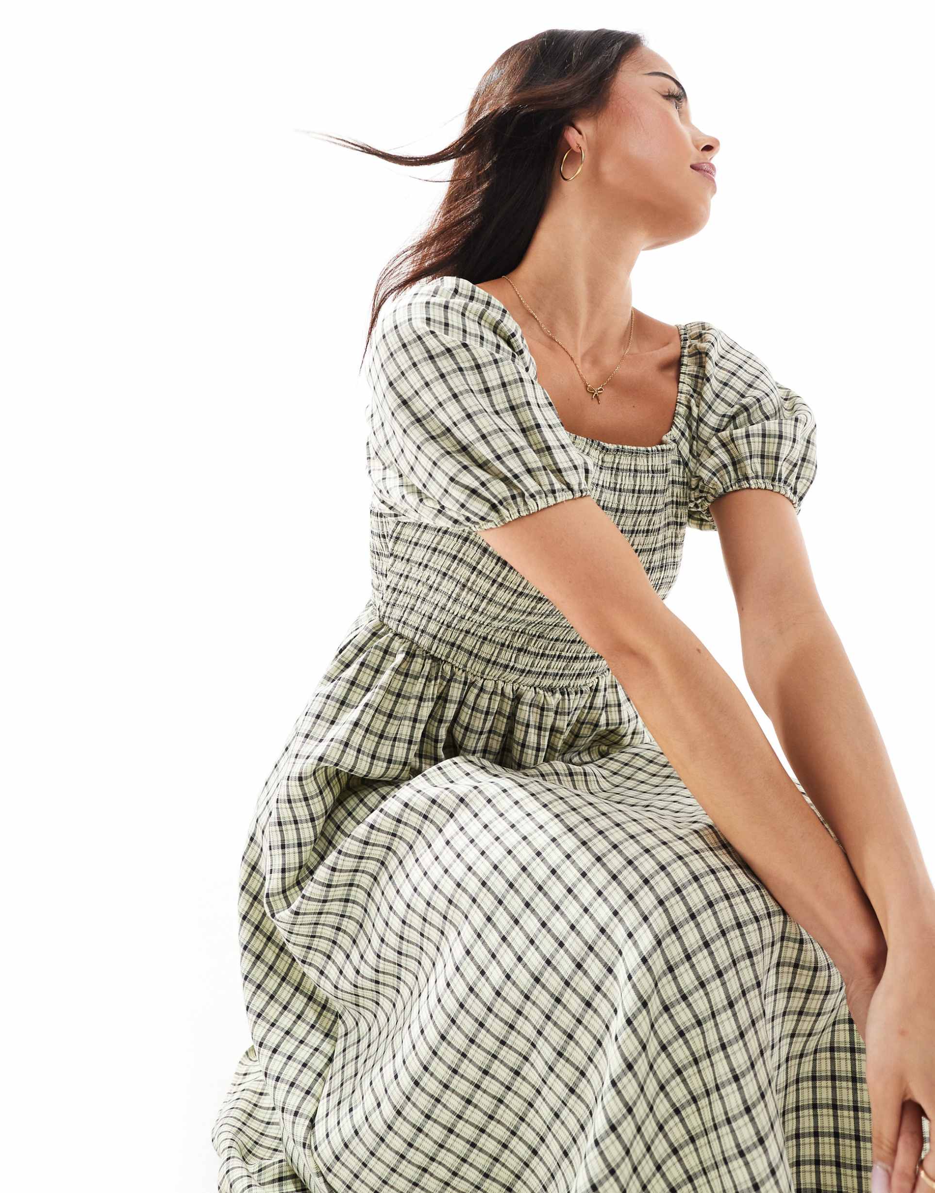 daisy street shirred top puff sleeve midi dress in yellow check