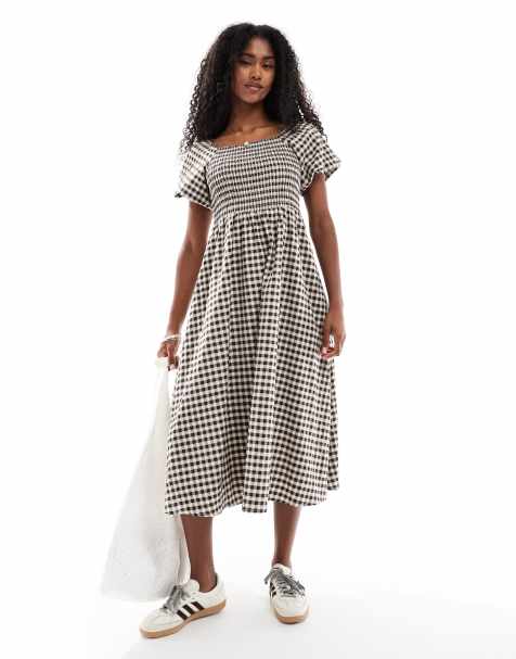 Daisy Street shirred top puff sleeve midi smock dress in brown burgundy check - view 1