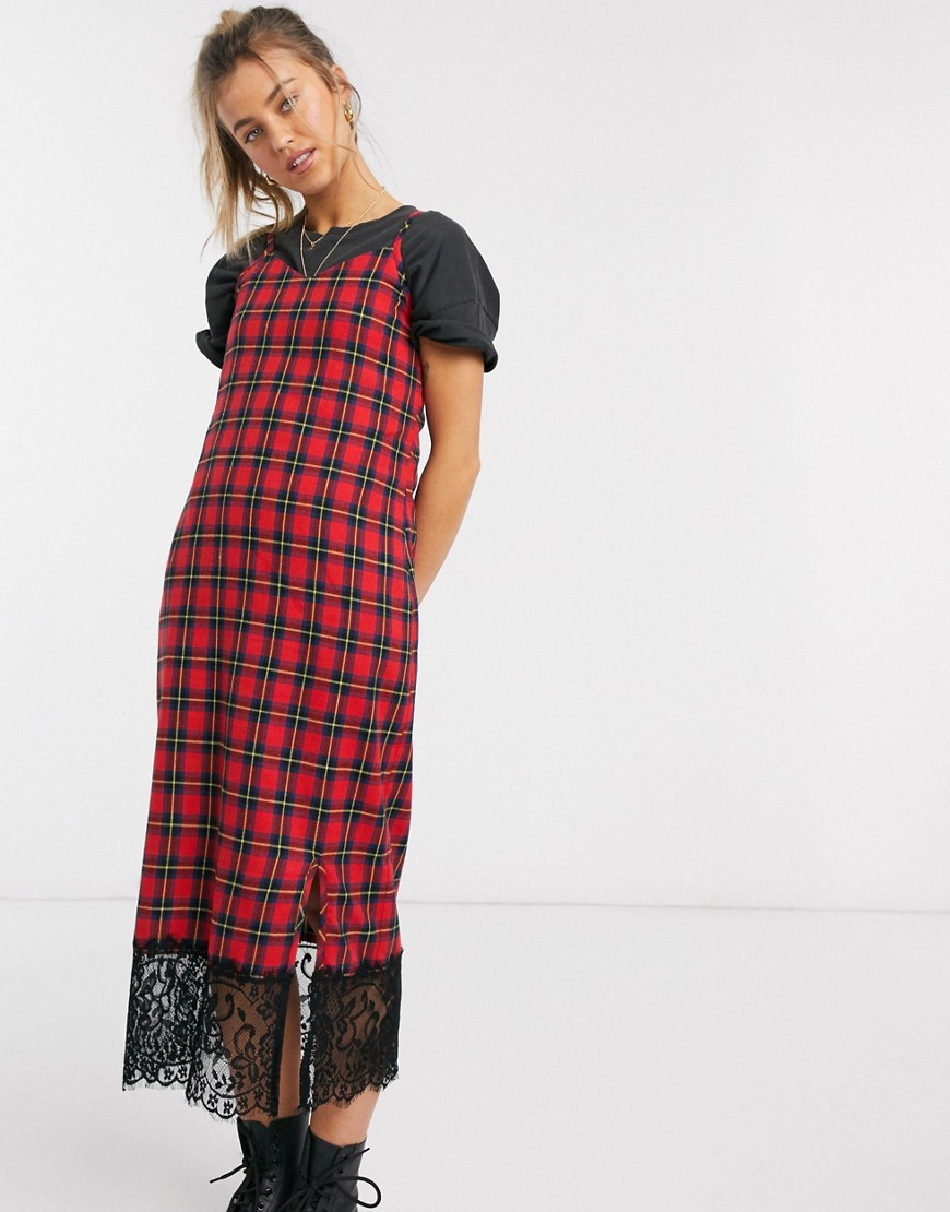 Daisy Street – Skotskrutig slip-klänning i midimodell med spetskant-Röd