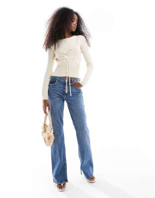 Daisy Street Slim Fit Cardigan With Rose Intarsia In White