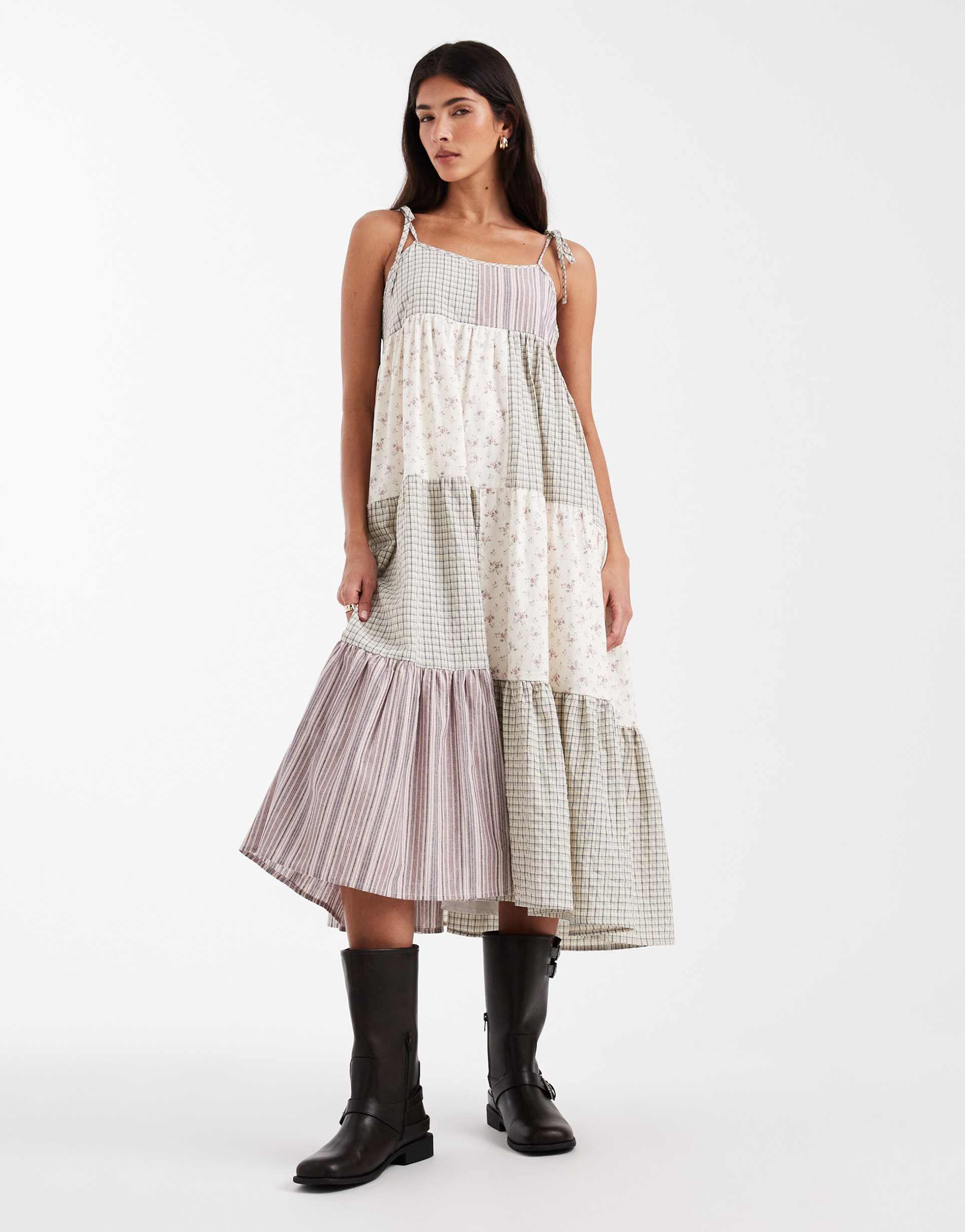 daisy street smock throw on tiered maxi dress in picnic print