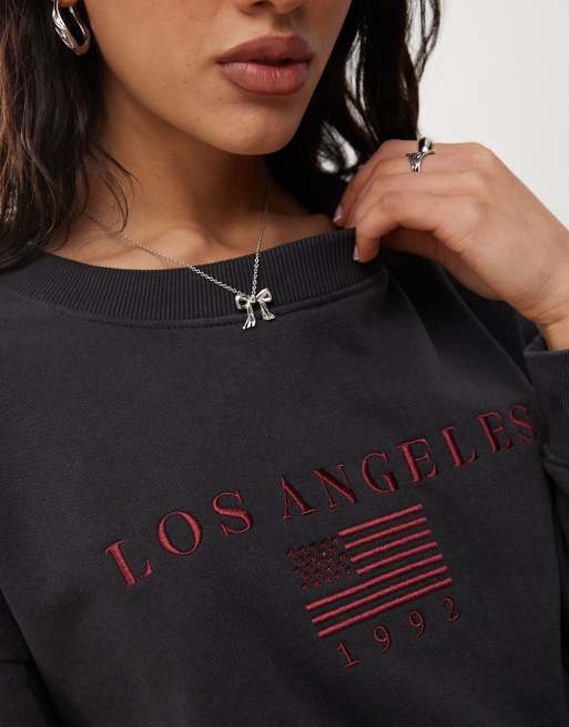 Daisy Street – Sweatshirt in schwarzer Waschung mit „LA“-Stickerei, 2 von 4