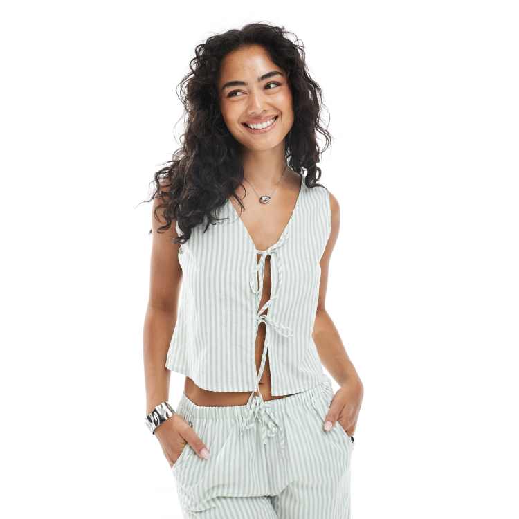 デイジーストリート Daisy Street 【 Barcelona Vest Women 】 レディース Daisy Street Vest Top With Barcelona Puff Print