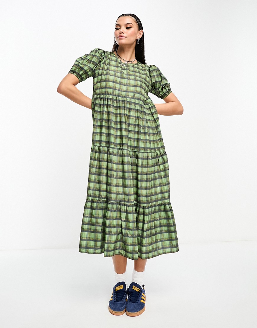 Daisy Street tiered midaxi smock dress in green brown check
