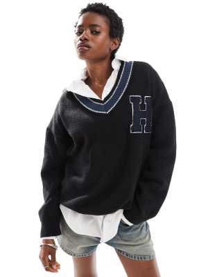 V-neck varsity knit sweater with frayed hem-Black