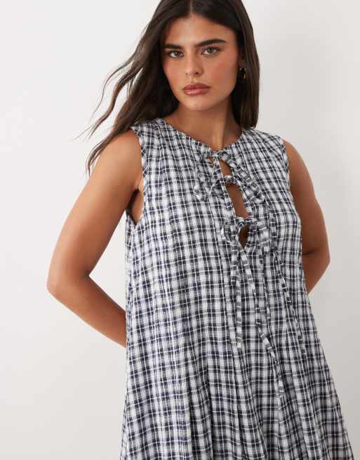Daisy Street - Vestito grembiule lungo blu a quadri allacciato sul davanti, 2 di 4