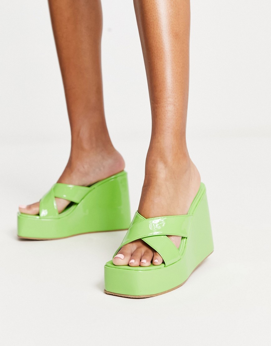 Daisy Street Wedge Crossover Mules In Green
