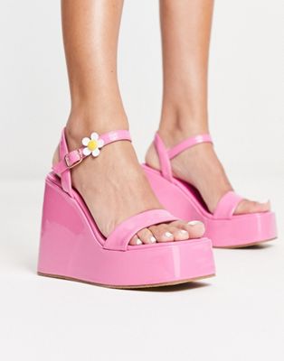 Daisy Street wedge sandals in pink