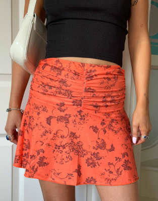 Thumbnail 2 of 4