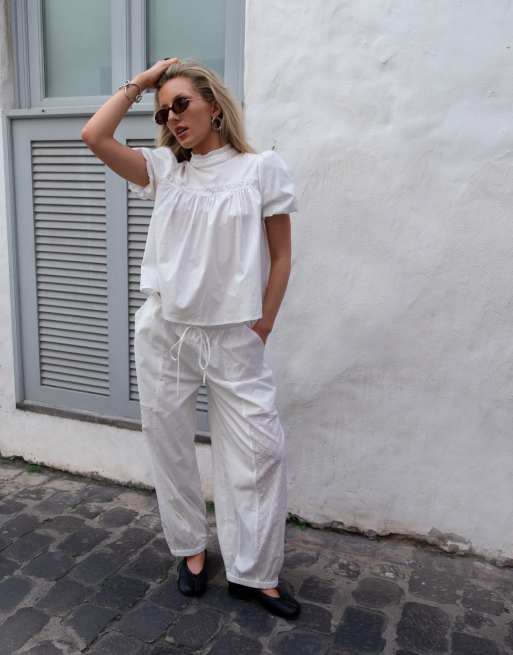 Daisy Street x Emma Jean barrel pull on pants with broderie panel in white, 3 of 4